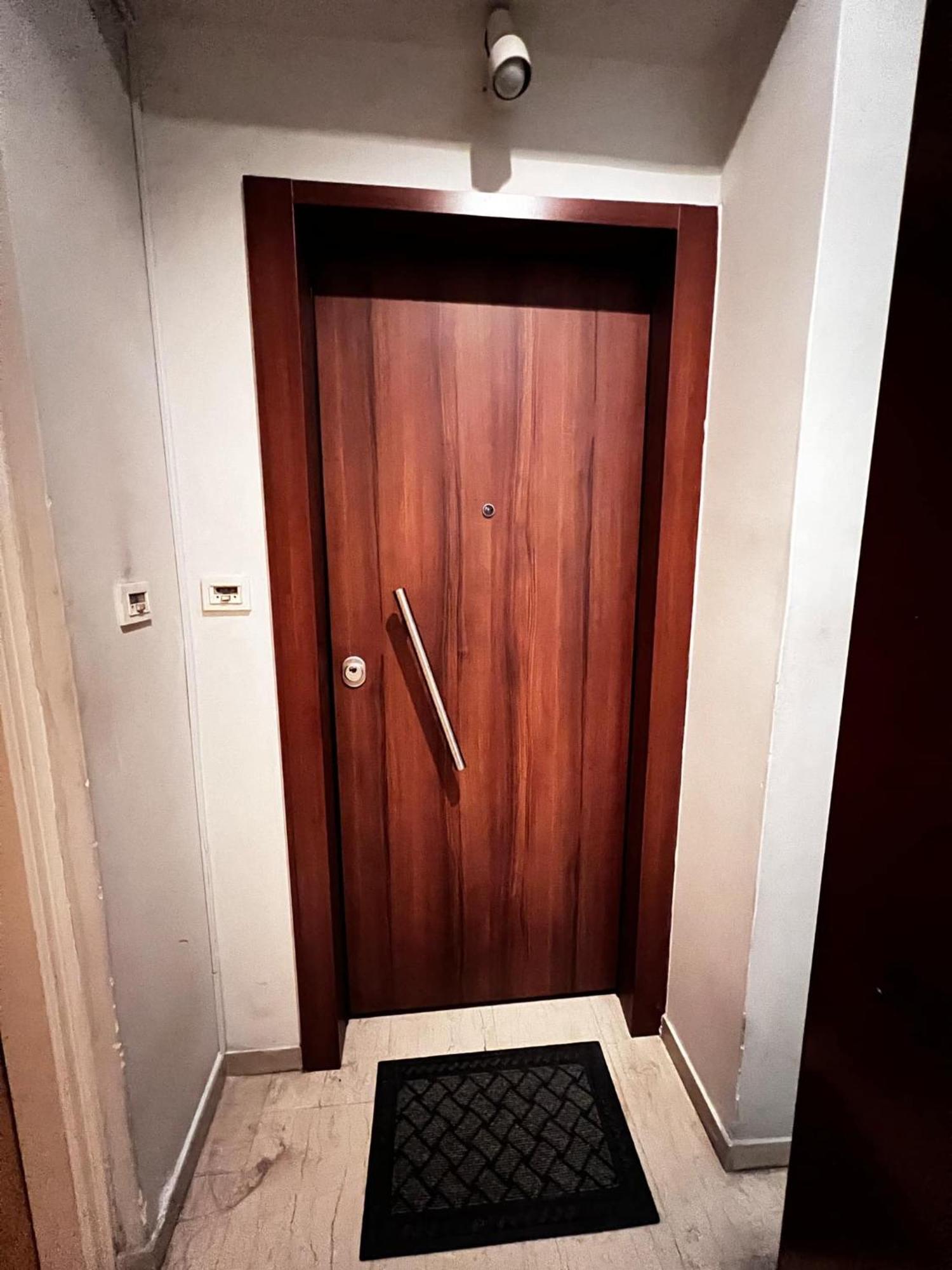 Mamour In Apartment *